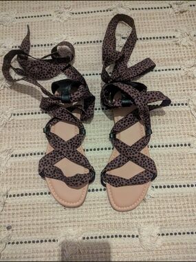 Old navy Lace-Up Leopard Print Gladiator Sandals - Brown